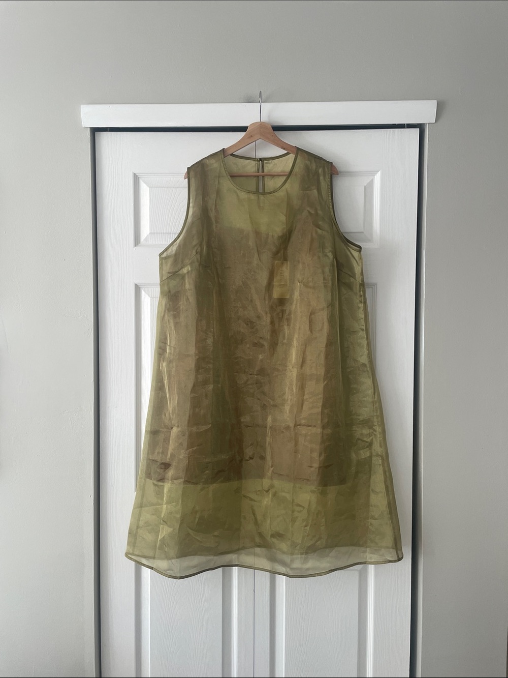 Olive Green Sleeveless Shift Dress